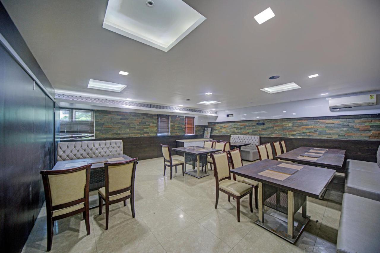 Townhouse 515 Hotel Iris T Nagar Near Shri Ayyappan Temple 첸나이 외부 사진